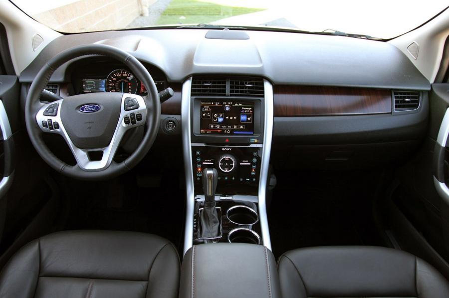  Ford Edge EcoBoost 2012 года  (фото 30 из 49)